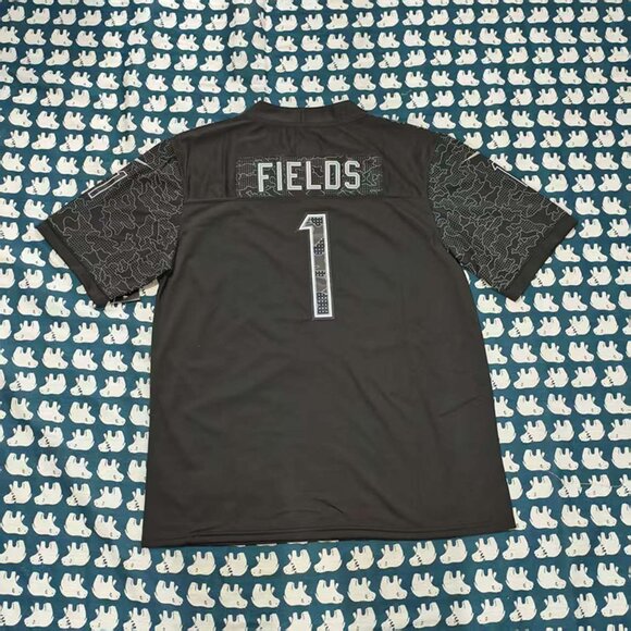 Nike Justin Fields #1 Black Chicago Bears Limited Jersey - Picture 2 of 7